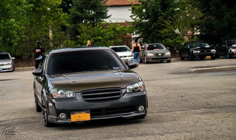 Dennis J. Bonilla’s 2002 VQ35DE 6-Speed 5thgen Nissan Maxima