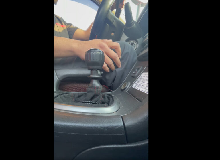 2002-2003 5thgen Nissan Maxima Custom Short Shifter Mod