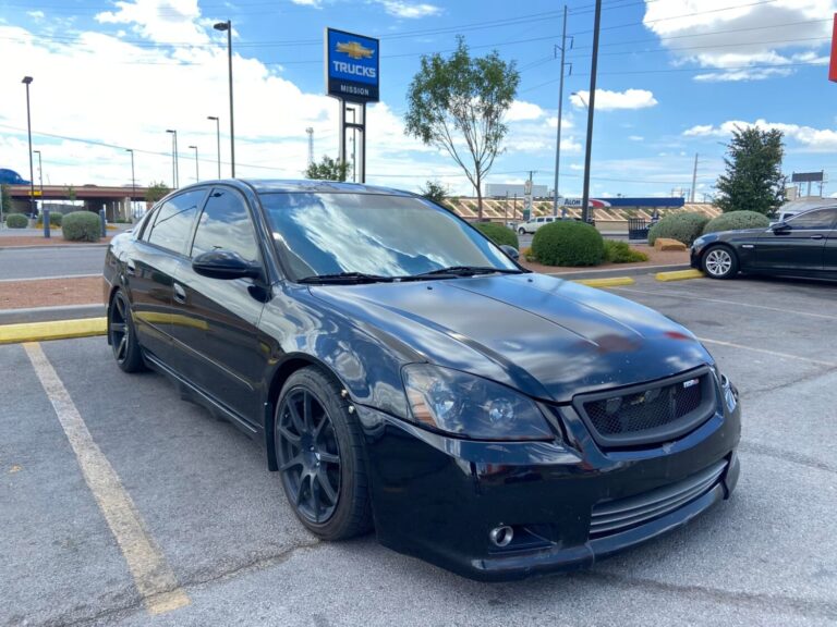 Gilberto’s 2006 Modded Nissan Altima SE-R
