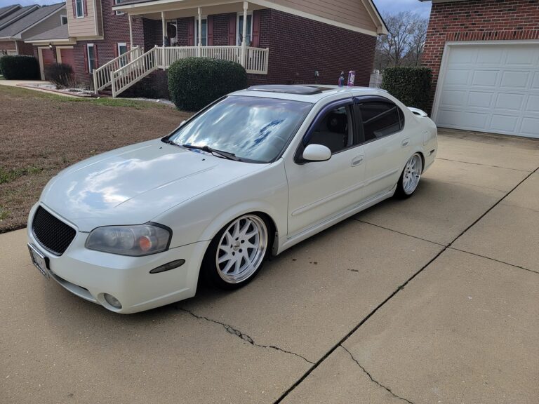 James Hudson’s 2003 VQ35DE Bagged 5thgen Nissan Maxima
