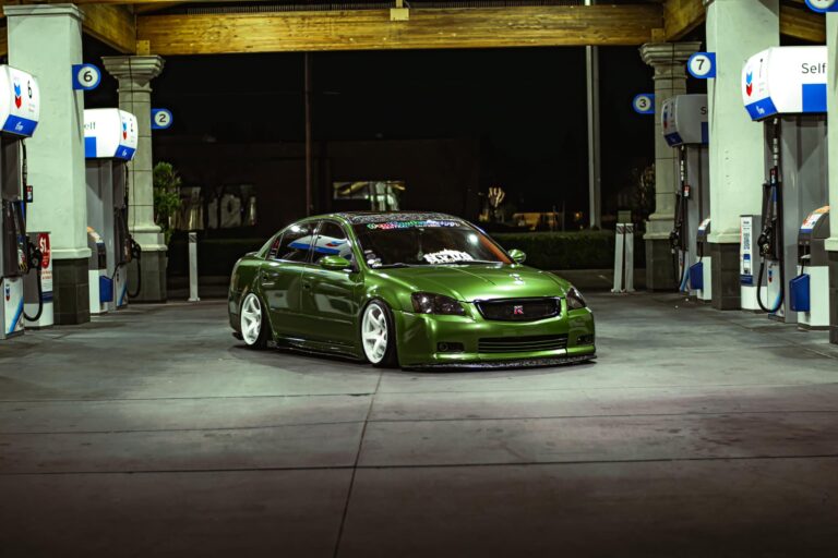thtbagged_ser’s 2006 Bagged and Modded Custom Nissan Altima SE-R | 2023 Edition